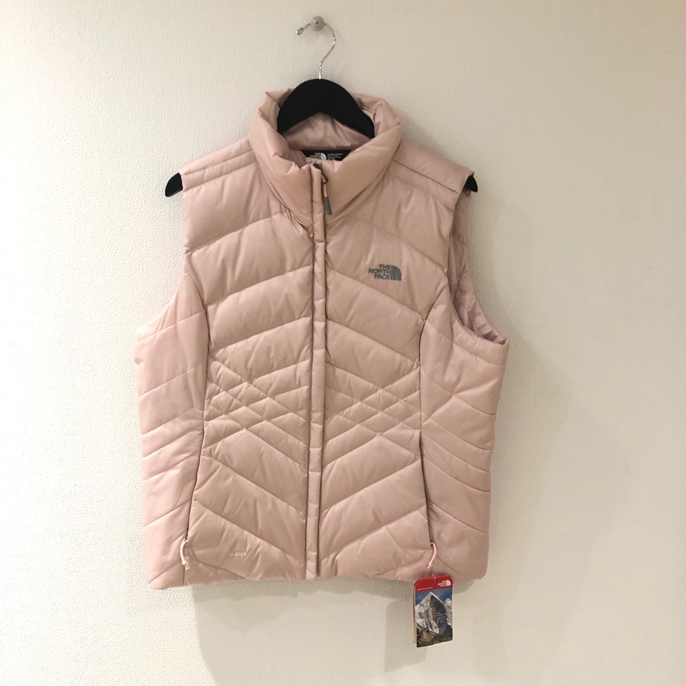 AUTHENTIC WOMEN’S NORTH FACE VEST